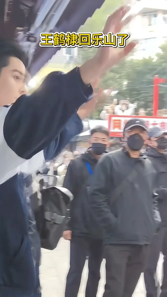 看完屁屁真睡了