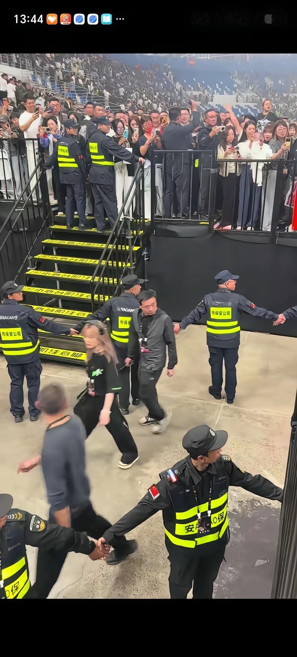相当可笑，相当可悲，局里局外局中人，徒增他人笑柄！