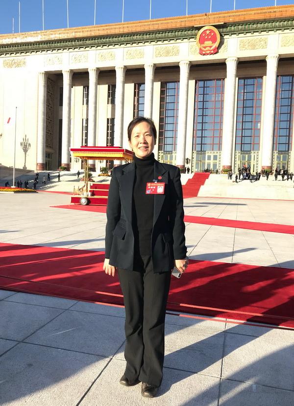 [点赞]她是美国极不想放回中国的科学家，拒绝了美国公司千万年薪，放弃了美国一切