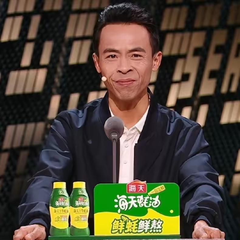 鸡排哥，开始进军娱乐圈。《主咖》的最后一期，请来了网红鸡排哥，他的出现，意味着