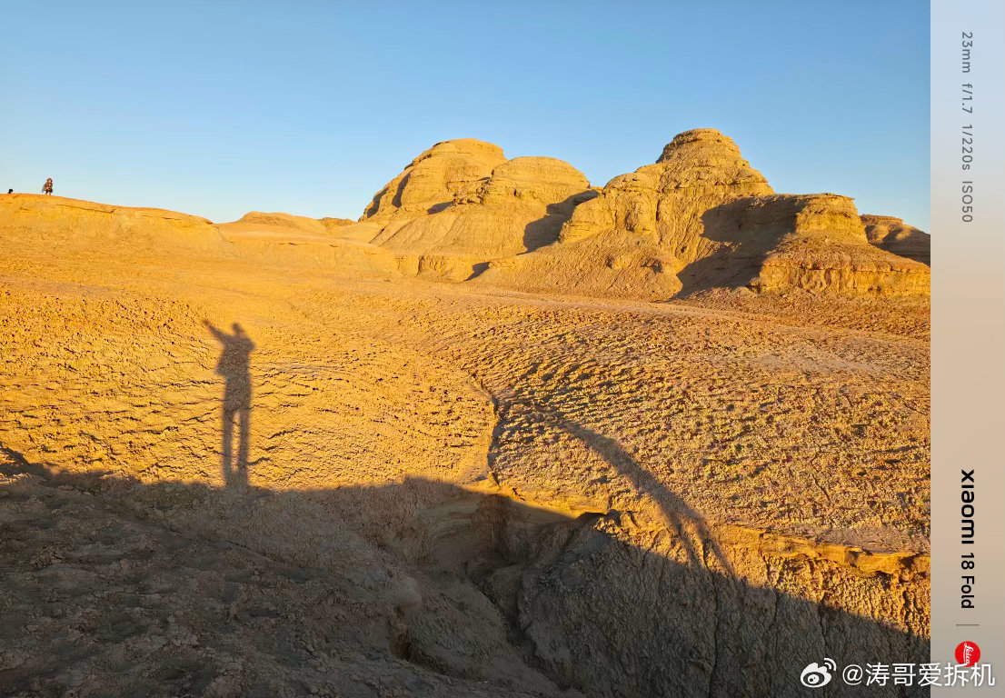 国庆假期，十天3100km，开着租来的理想L8自驾绕了北疆两个大环线，这次没想拍