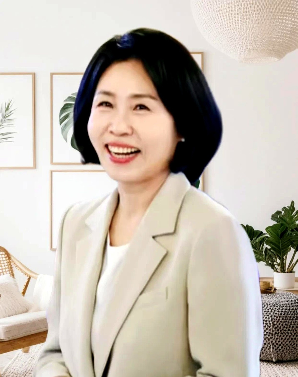 李在明夫人首次亮相震惊韩国---