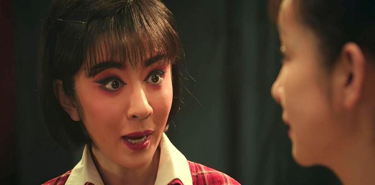 把用了多年的镜子随手一扔，就是两种人生。《主角》里王晓晨演的米兰，当年被挤兑