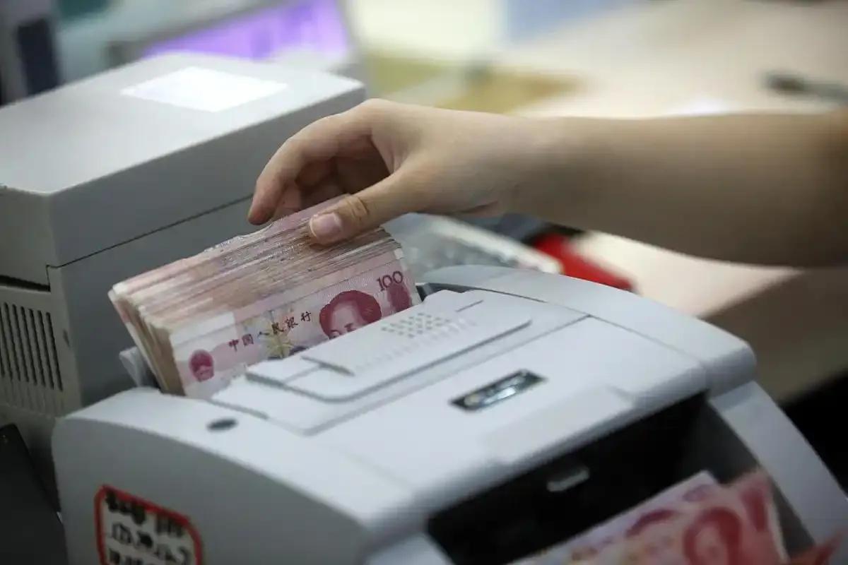 中国到底有多少人有100万存款？如果你现在能掏出100万现金存款，你已经不是所