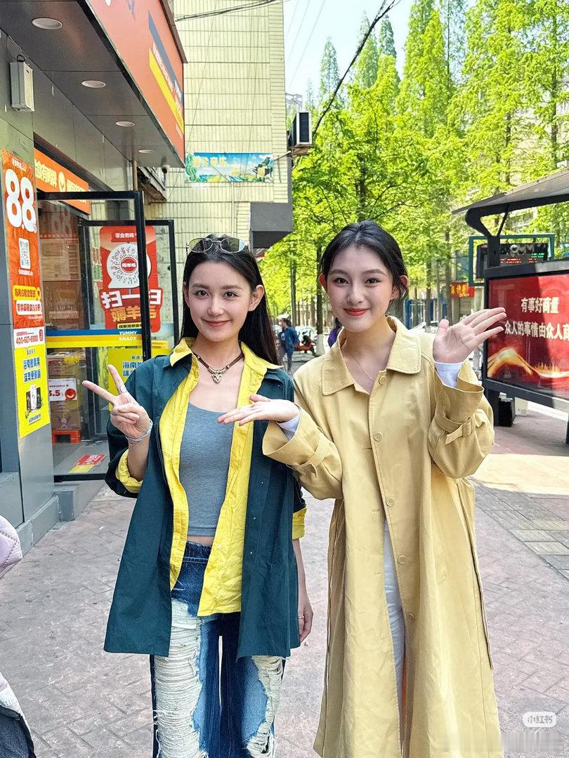 怎么感觉还不如素人大双眼皮是容易显老哈