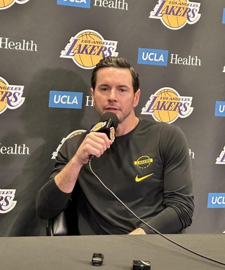 湖人和勇士开始抢人！美媒报道：爵士与凯斯勒的续约谈判破裂，爵士需要再赛季中期送出