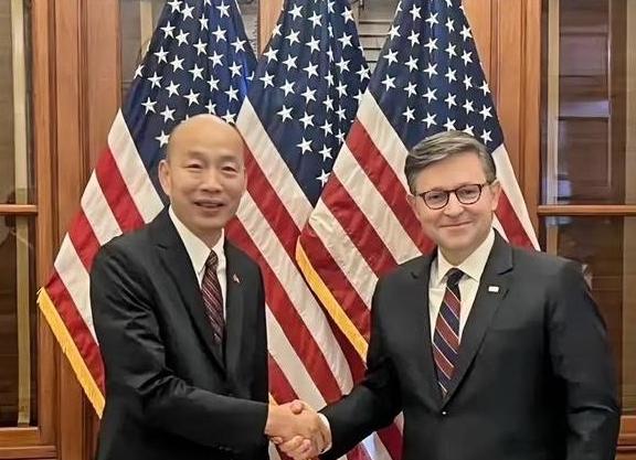 当年蔡英文见了佩洛西，丢了海峡中线；现在韩国瑜见了约翰逊，会丢什么？（阅读前
