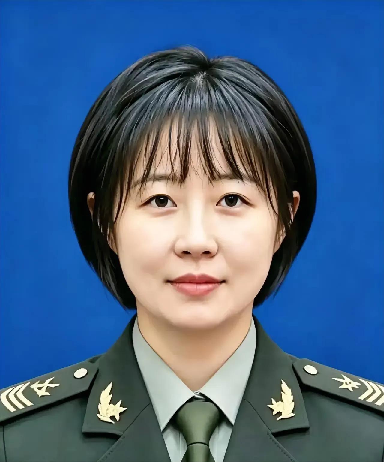 孙利，女，汉族，2002年12月入伍，中共党员，现任西藏“军区”总医院妇产科主