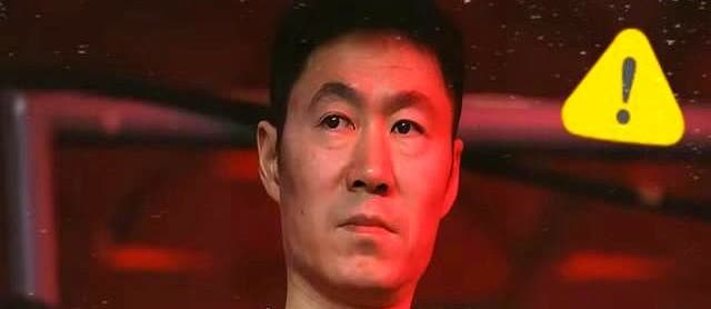 王励勤上任不到半年，国乒账本先被翻了个底朝天。成都集训，他把教练排班切成