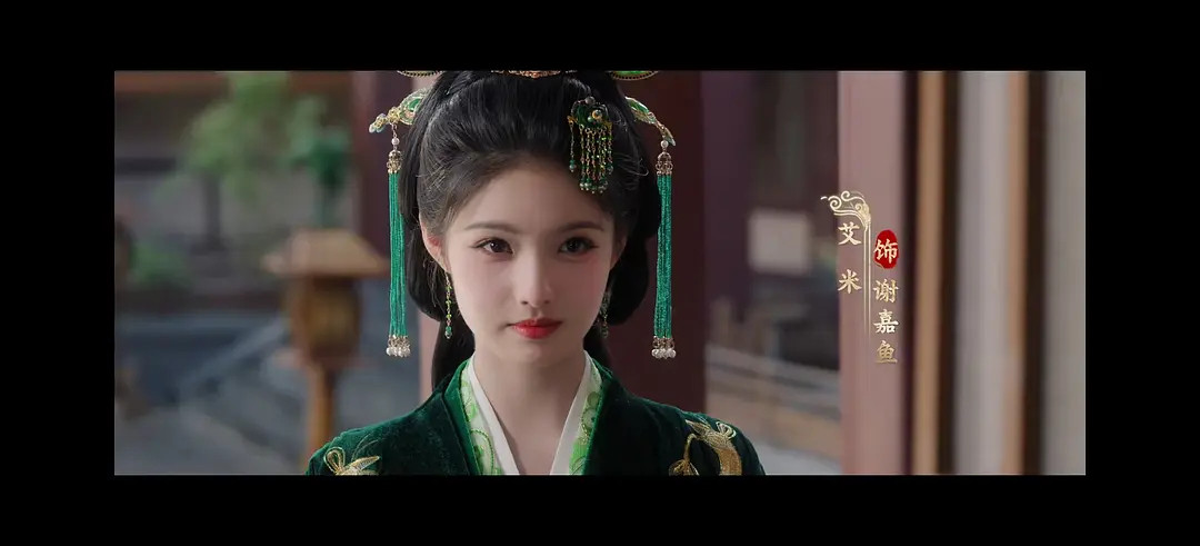 《雀骨》先改改滤镜吧，小孩子一样毫无兴趣，女主还没摆脱稚气，而且这预告太难看了，