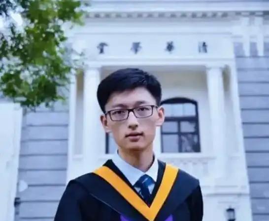 陈立人把什么都弄到了手里名校出身稳稳的，清华到加州。硅谷谷歌的双份好饭碗，新