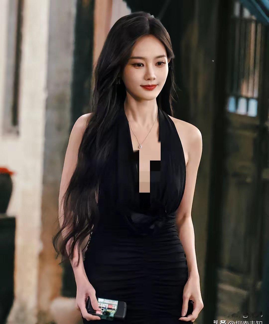 明明有颜有演技，李一桐、李沁却一直没大红大紫。不是她们不够努力，而是“佛系”耽误