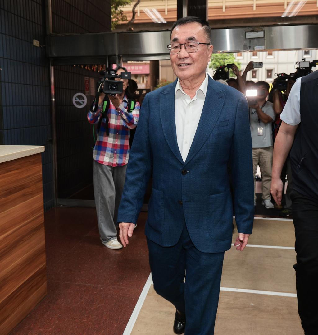 李四川战新北市长如何胜选？吴子嘉：要靠这大咖2026年新北市长选举竞争激烈，国