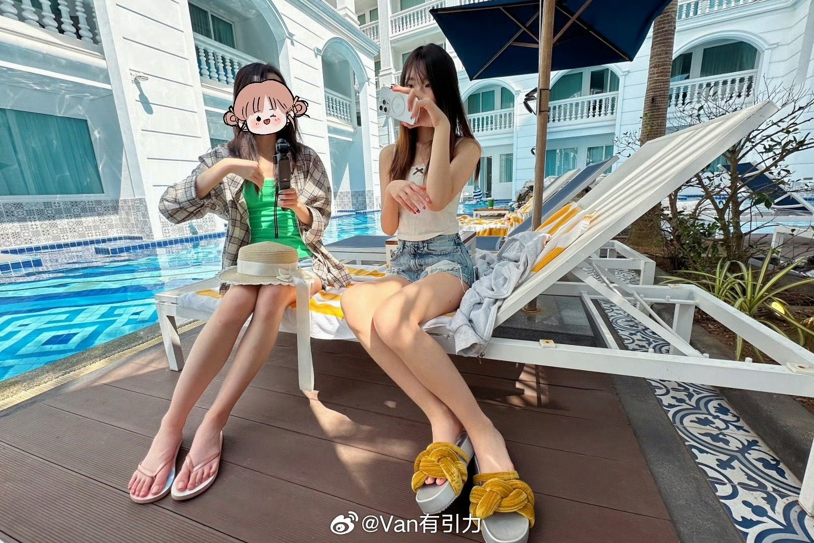 去年今天，我和贱内正带着大狗二狗在普吉岛发呆