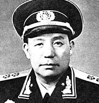 1950年11月，邢嘉盛率领三营奇袭美军阵地得手后，竟异想天开要端掉美军师部。不