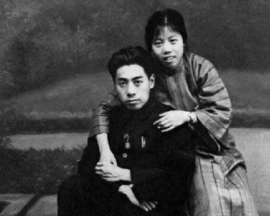 抗美援朝胜利后，周总理为庆祝专门请战士们喝酒，然而此举却遭毛主席严肃批评！19