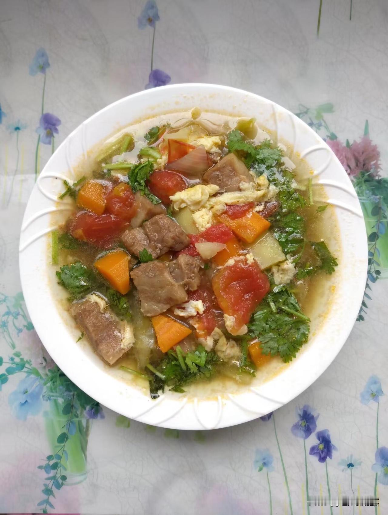 平凡的生活家常菜，每一天都值得记录，日复日的重复，都是小幸福!一日三餐，长乐