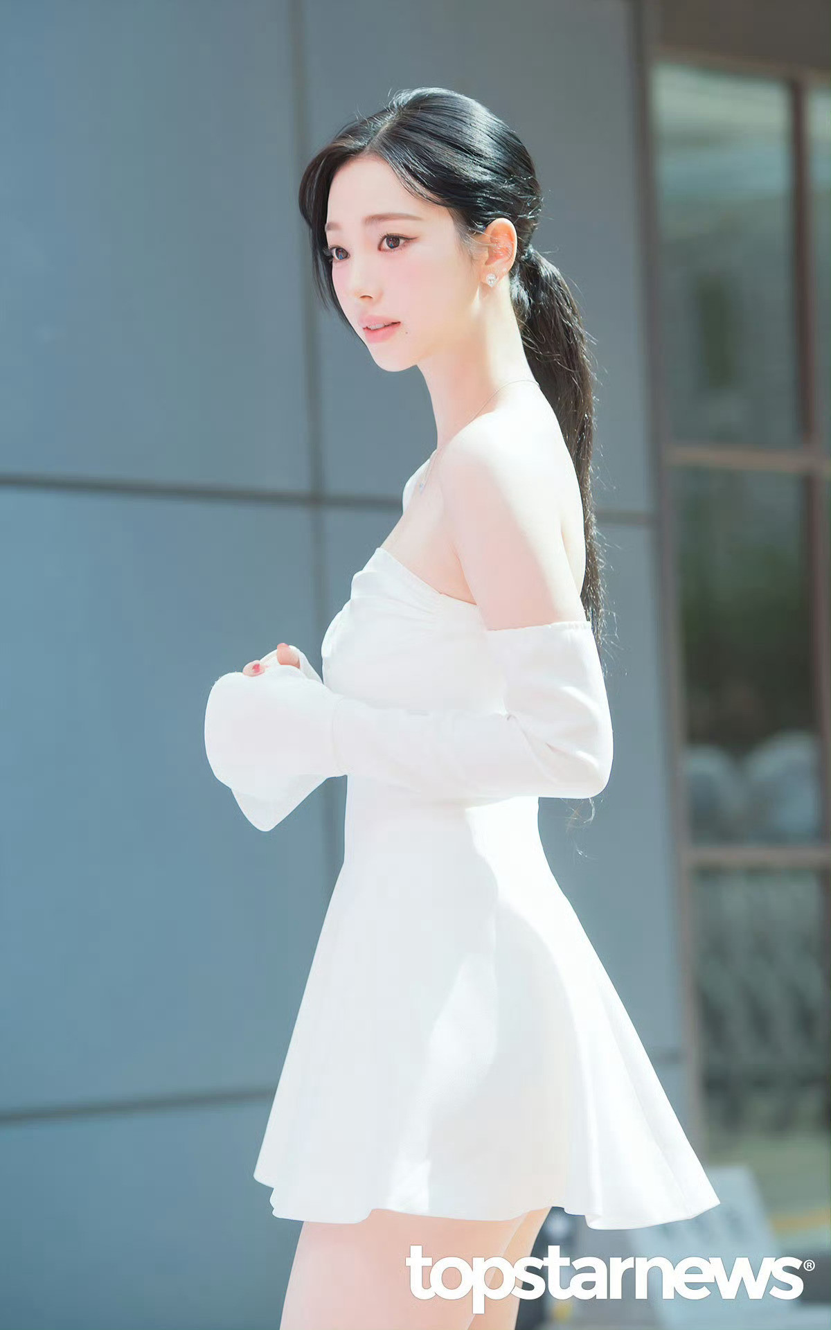 柳智敏白色半肩短裙柳智敏好优雅柳智敏今日参加活动新闻图仙女下凡了​​​