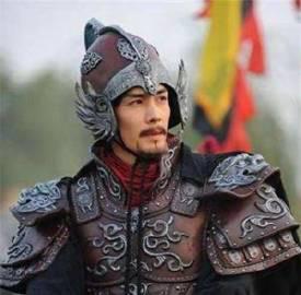 公元756年，刚稳住潼关防线的高仙芝，就被唐玄宗派来的100陌刀手包围。望着副将