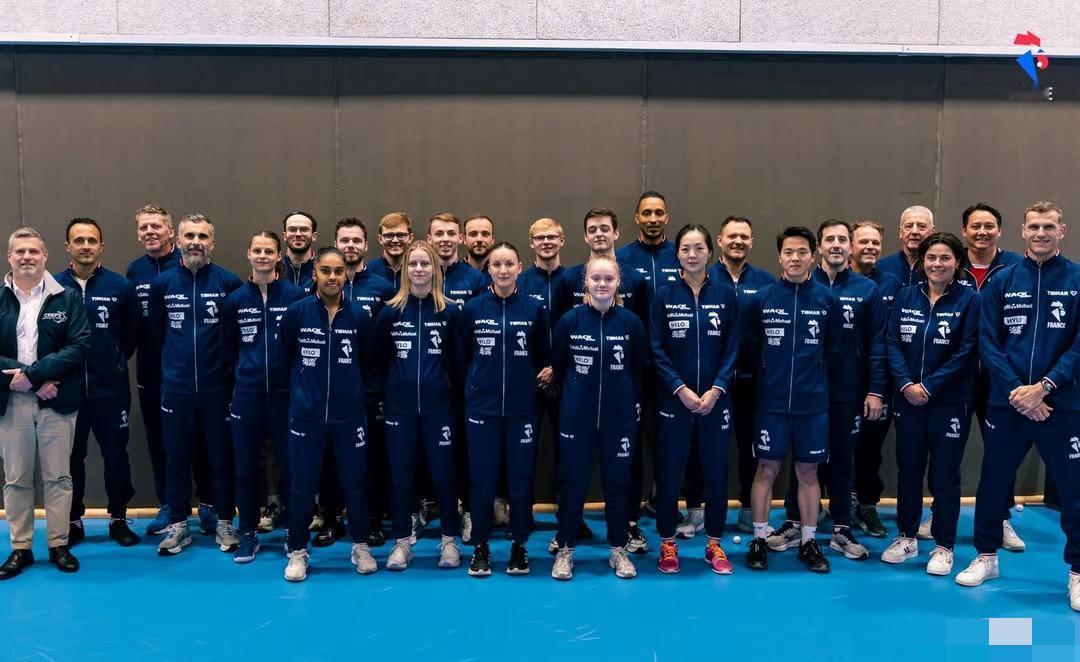 法乒协：法国队结束在南特的封闭训练，随后将出征伦敦团体世乒赛！4月26日，伦敦