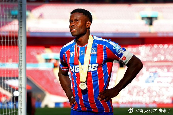 皮尔斯透露关于格伊仅花费2000万英镑的说法并不全面。据熟悉这笔交易的知情人士向