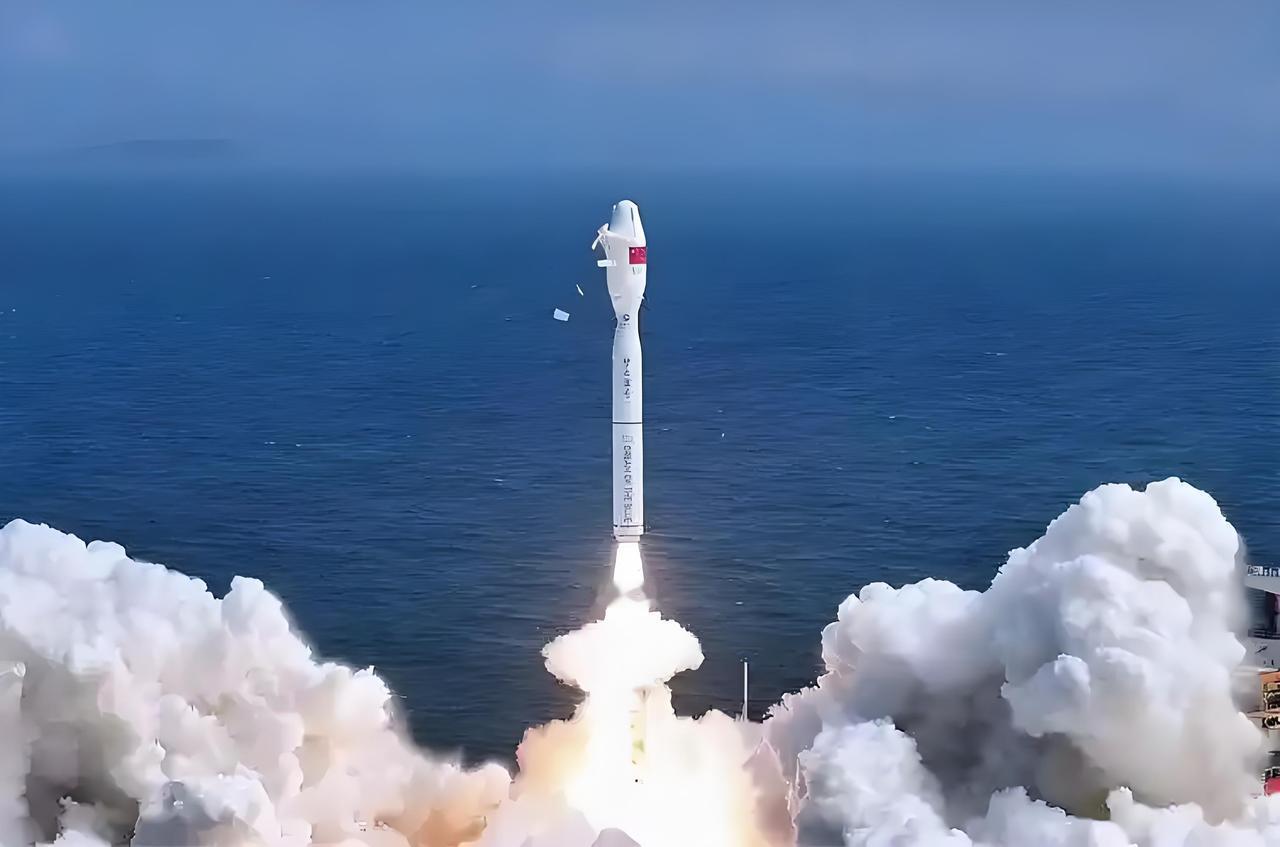 中国在不少领域已领先美国。量子科技方面,成果显著。“祖冲之三号”量子计算机集成1