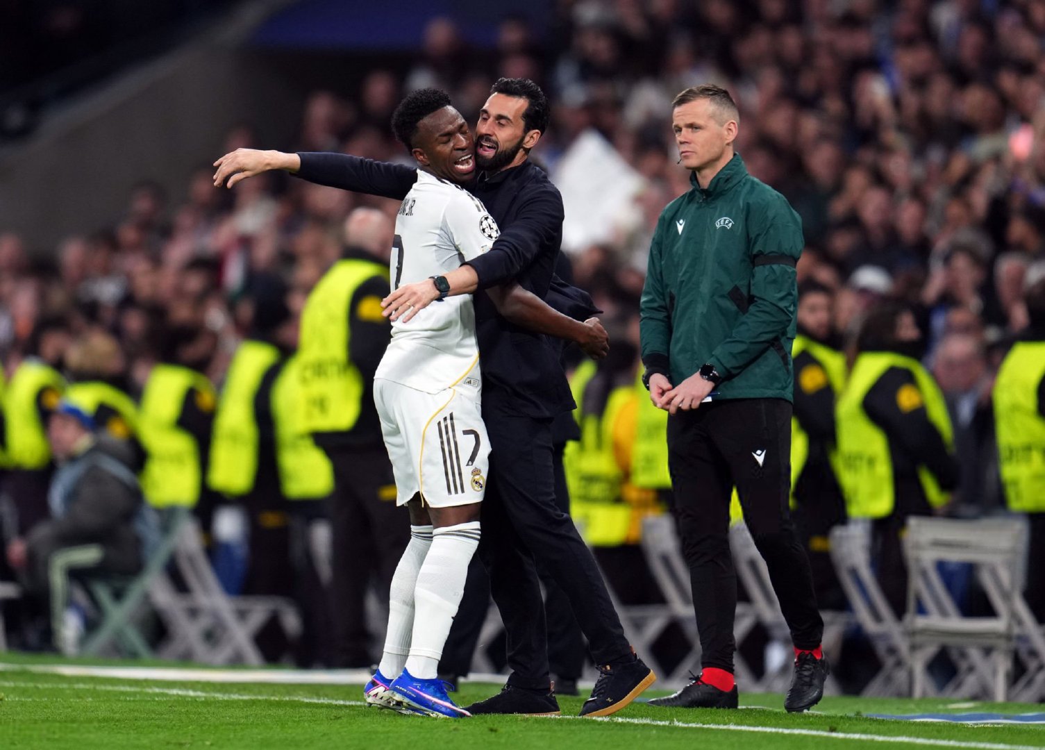 威尼修斯vs摩纳哥：•60次触球•89%传球成功率•100%长传成功率•