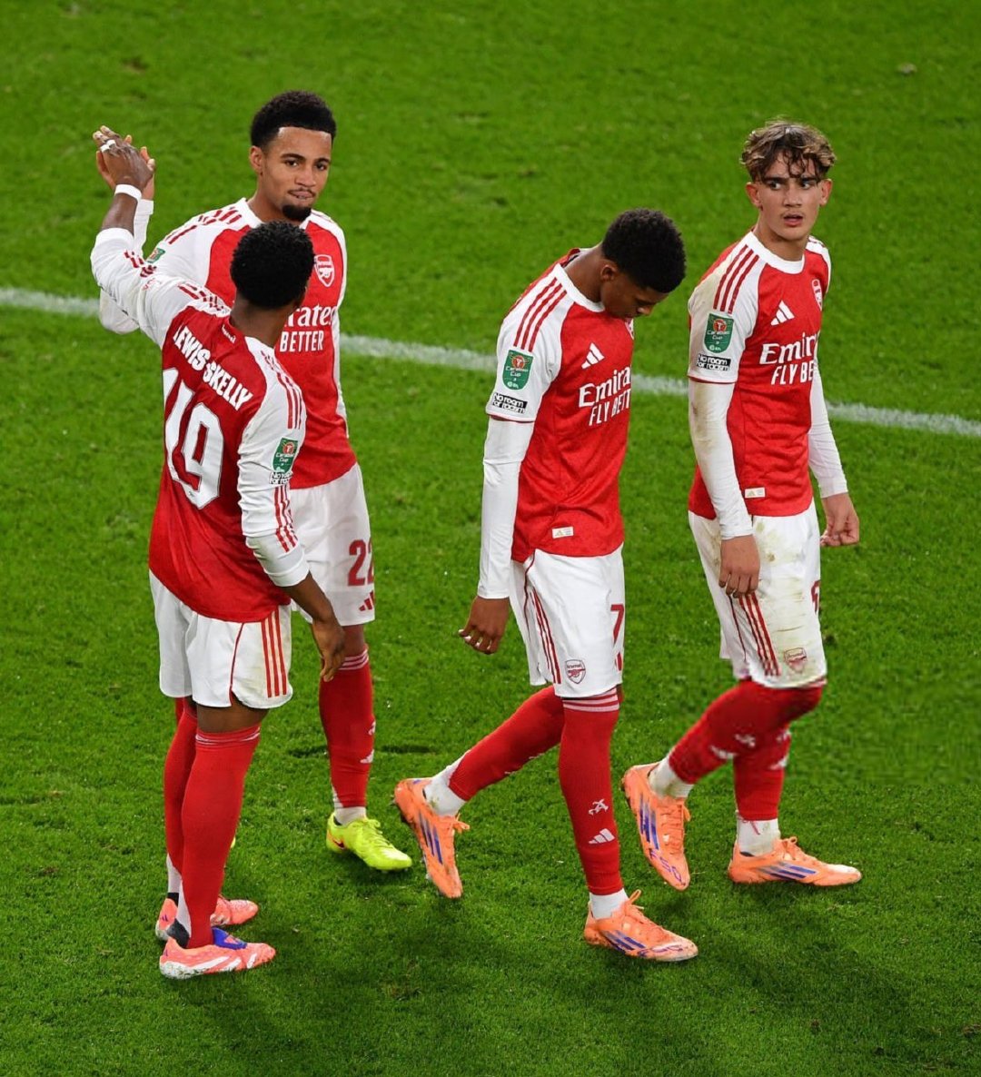 阿尔特塔谈青训球员的表现：“从季前赛哈里曼-安努斯和我们在一起时，他就给我留下了