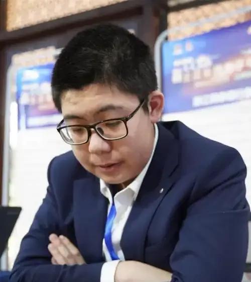 孟繁睿击败华辰昊，获得象棋世锦赛入场券！这个消息振奋人心！2008年出生