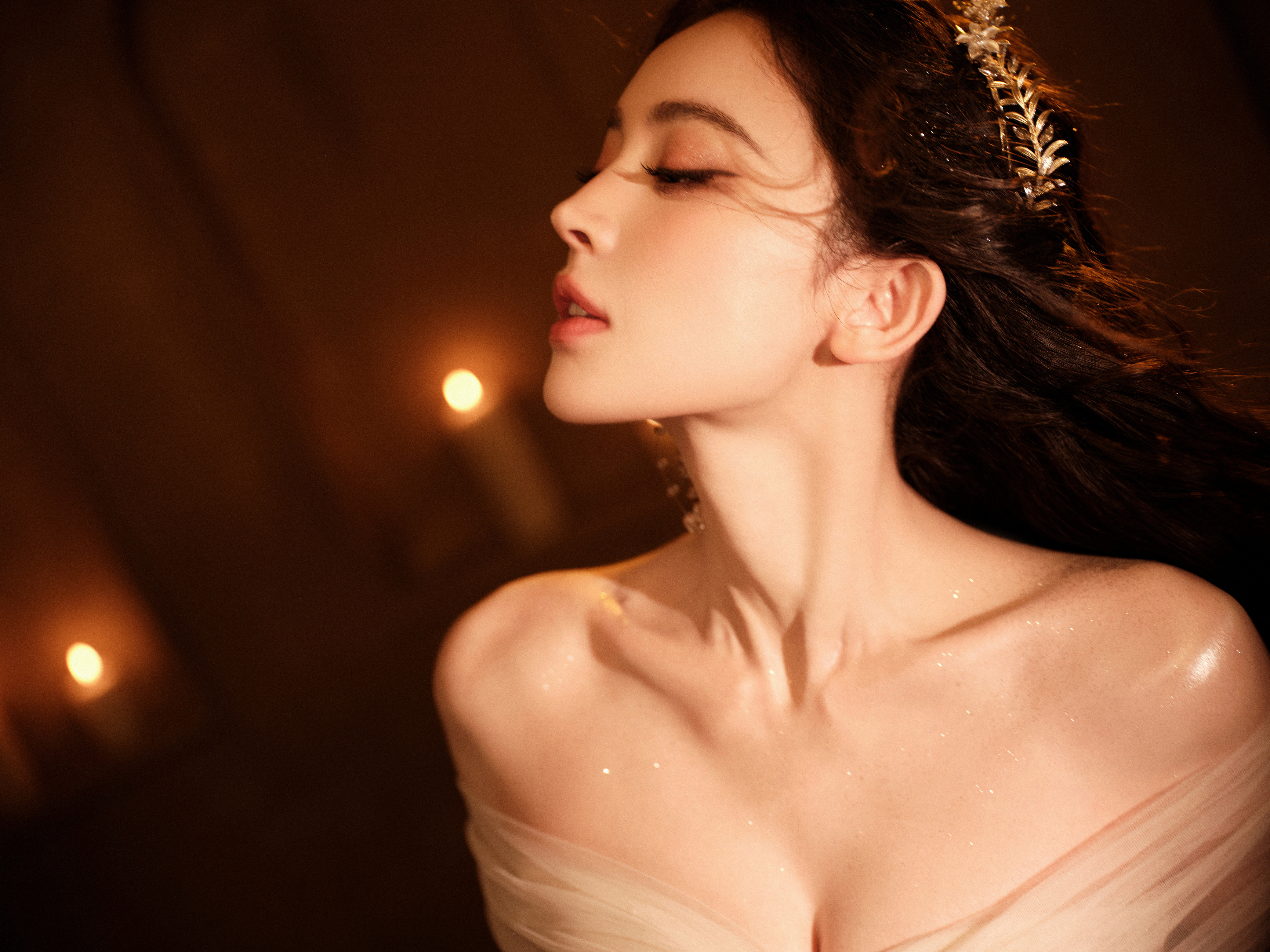 娜扎（225）古力娜扎最新物料，轻纱曼舞影画壁，妥妥的女神降临！2026湾区升明