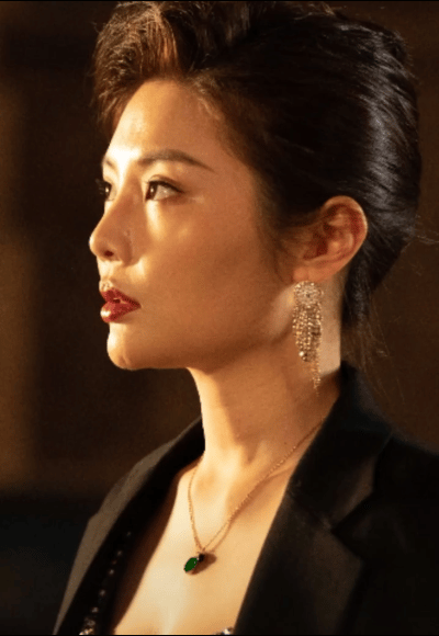 徐冬冬战损美成啥了简直是战损美学天花板~徐冬冬真的很适合这个角色。