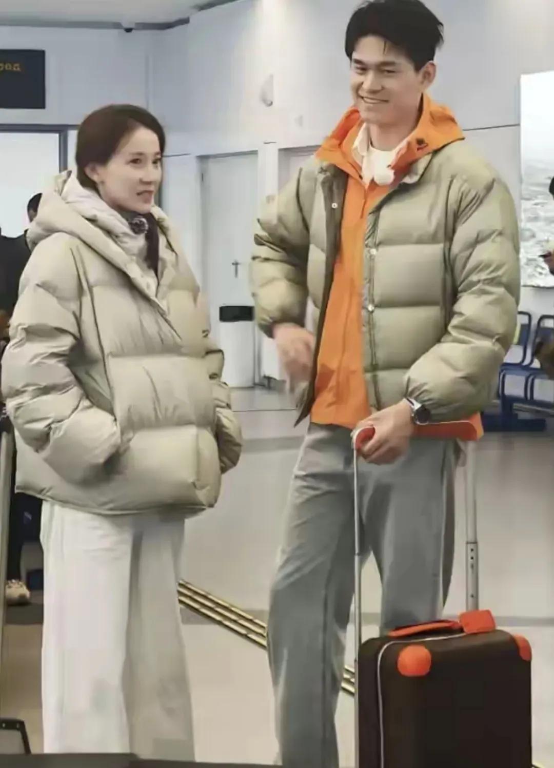 看《妻子的浪漫旅行》，孙杨这对真是一股清流。别的夫妻镜头里，大多是男方围着