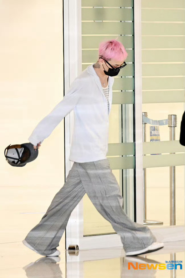 GD级审美谁懂权志龙在时尚风格这块的权威啊，个性自由的多元化风格尽显高级审美，从