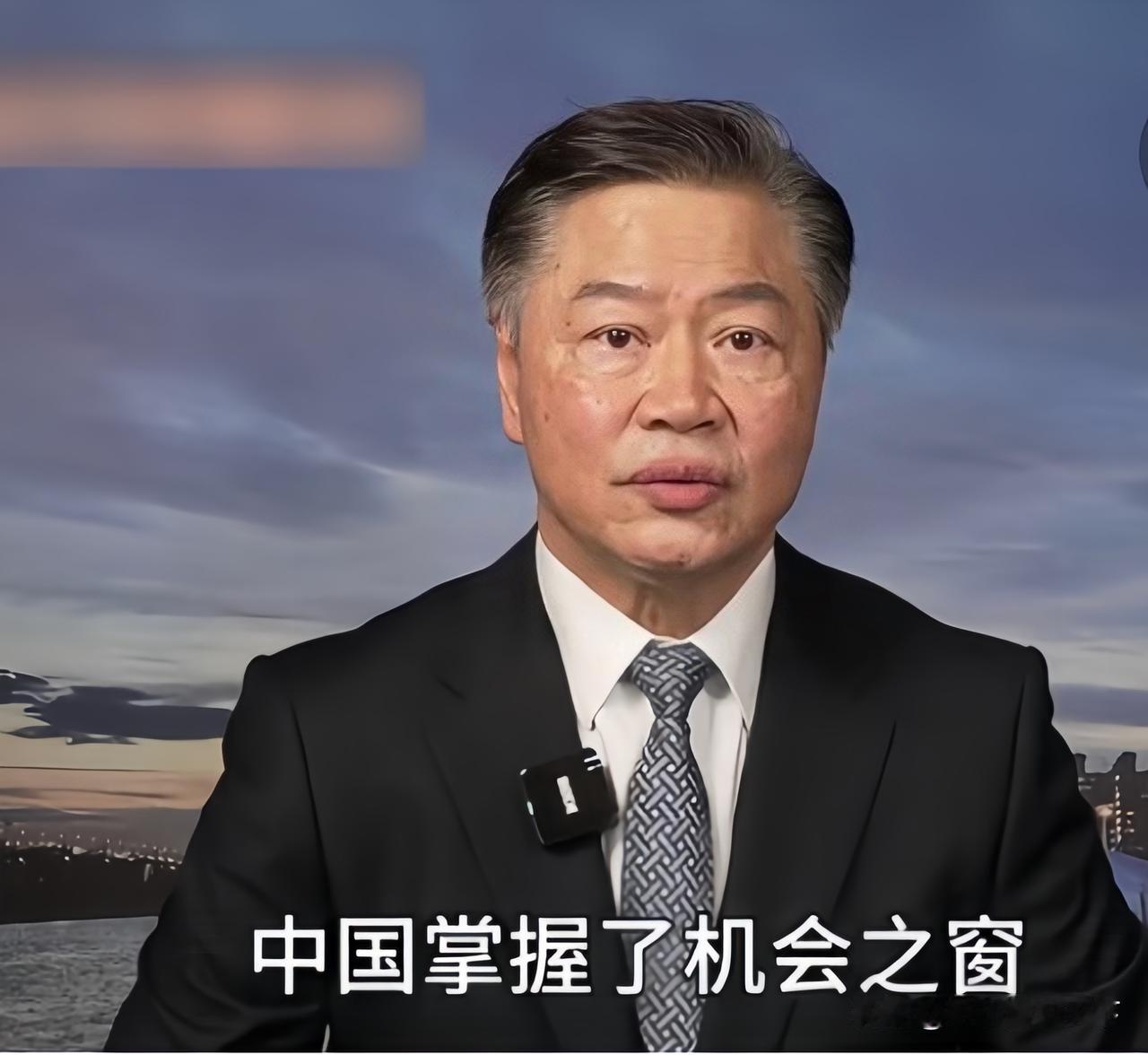 刚刚看到一则新闻实在令人心寒赖岳谦教授60岁，被免去《中时电子报》社长职务