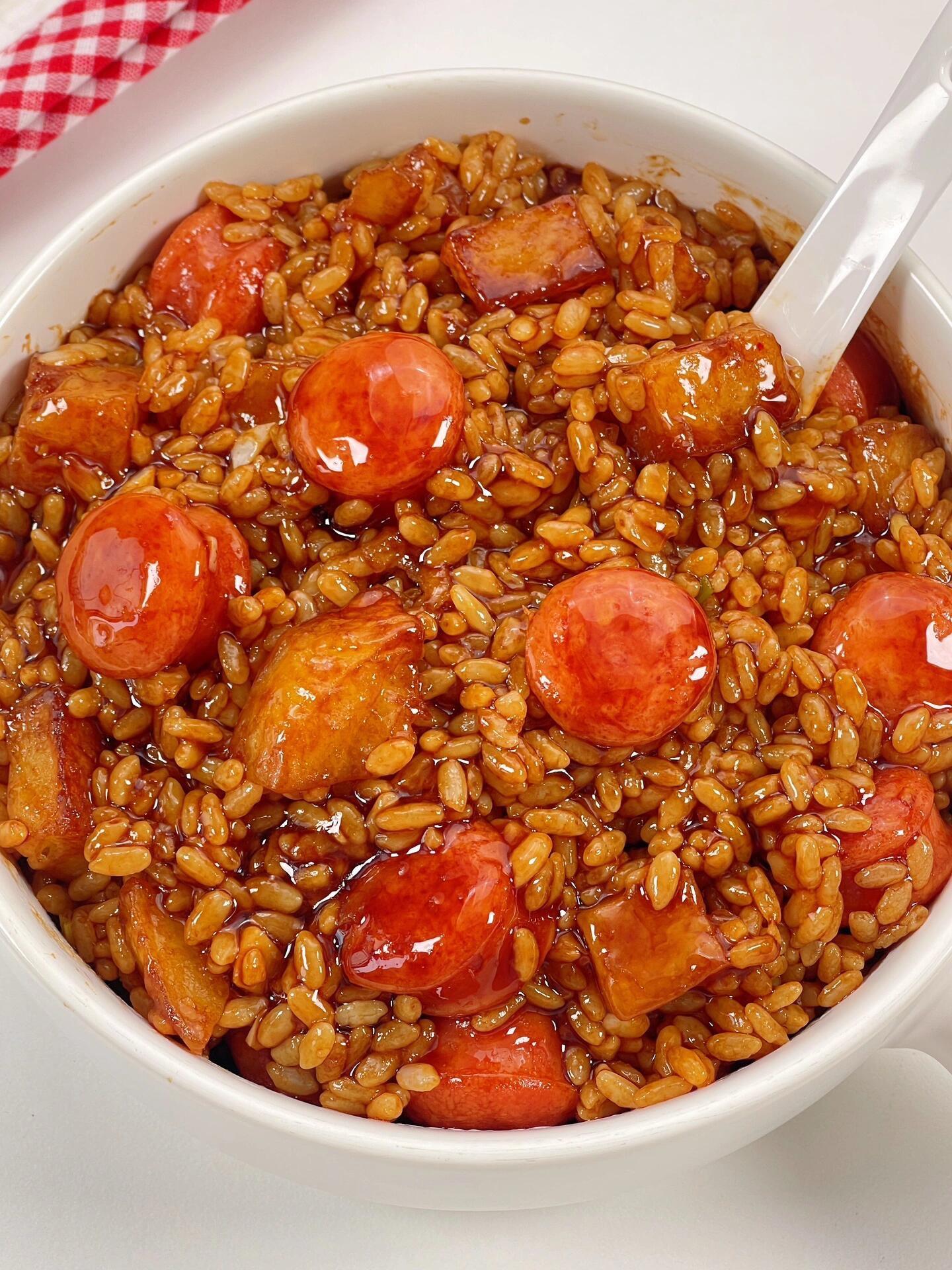 这个土豆火腿酱拌饭真的一绝，巨巨巨好吃！