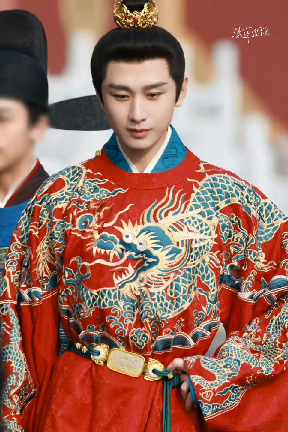 成毅两京十五日太子殿下妆造看上太子殿下了让我又去重刷了几本明朝历史剧