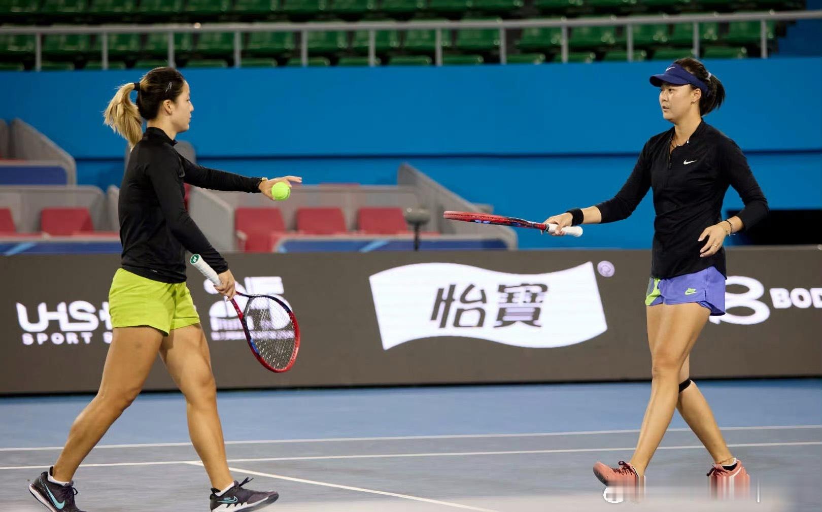 🇨🇳济南WTA125女双半决赛🇨🇳郑妩双/🇮🇳Bhosale6-4