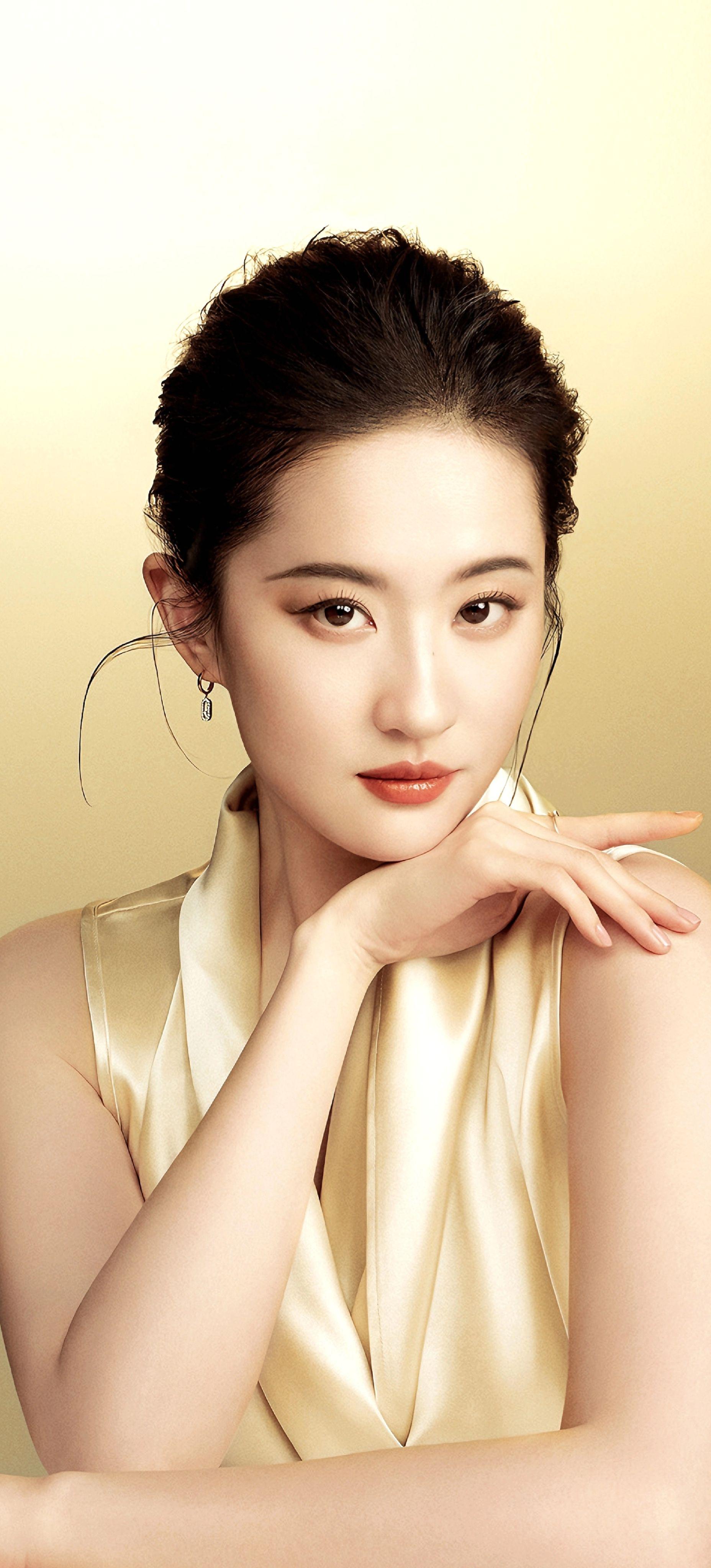 权威美貌。