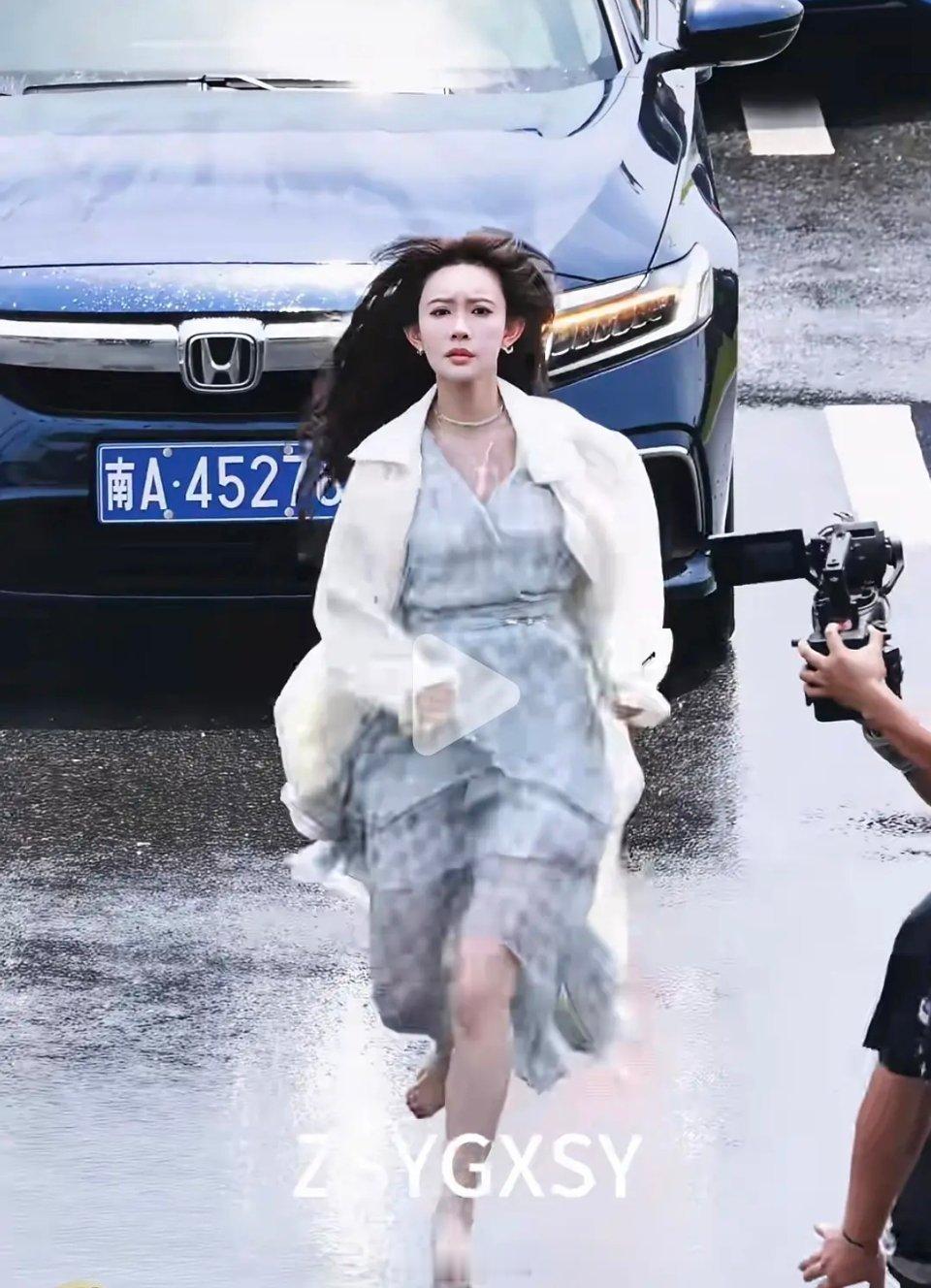 孟子义这跑的跟韩剧搭边吗？​​​
