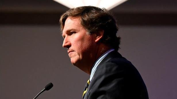 卡尔森指责特朗普支持以色列美国知名记者、电视主持人塔克·卡尔森批评美国总统唐纳