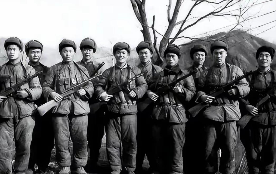 1951年，志愿军180师政工科长安靖荣，在敌后死里逃生100天，带着6个战士奇