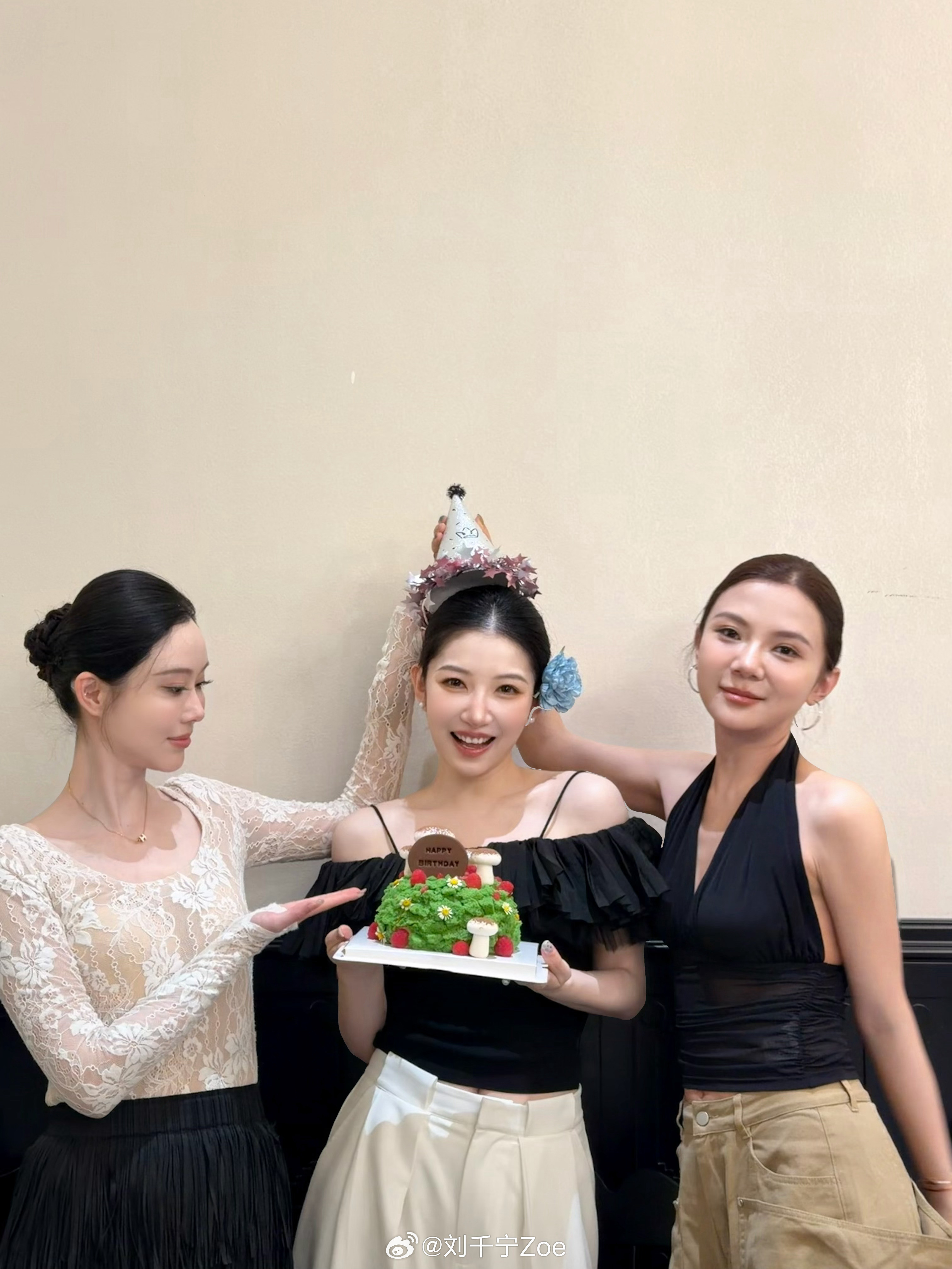 又是一年happybirthday西双版纳