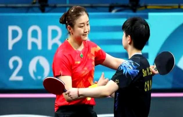 文章标题：用细节温暖他人文章内容：信息整合与增量补充：孙颖莎的赛场实力与人格