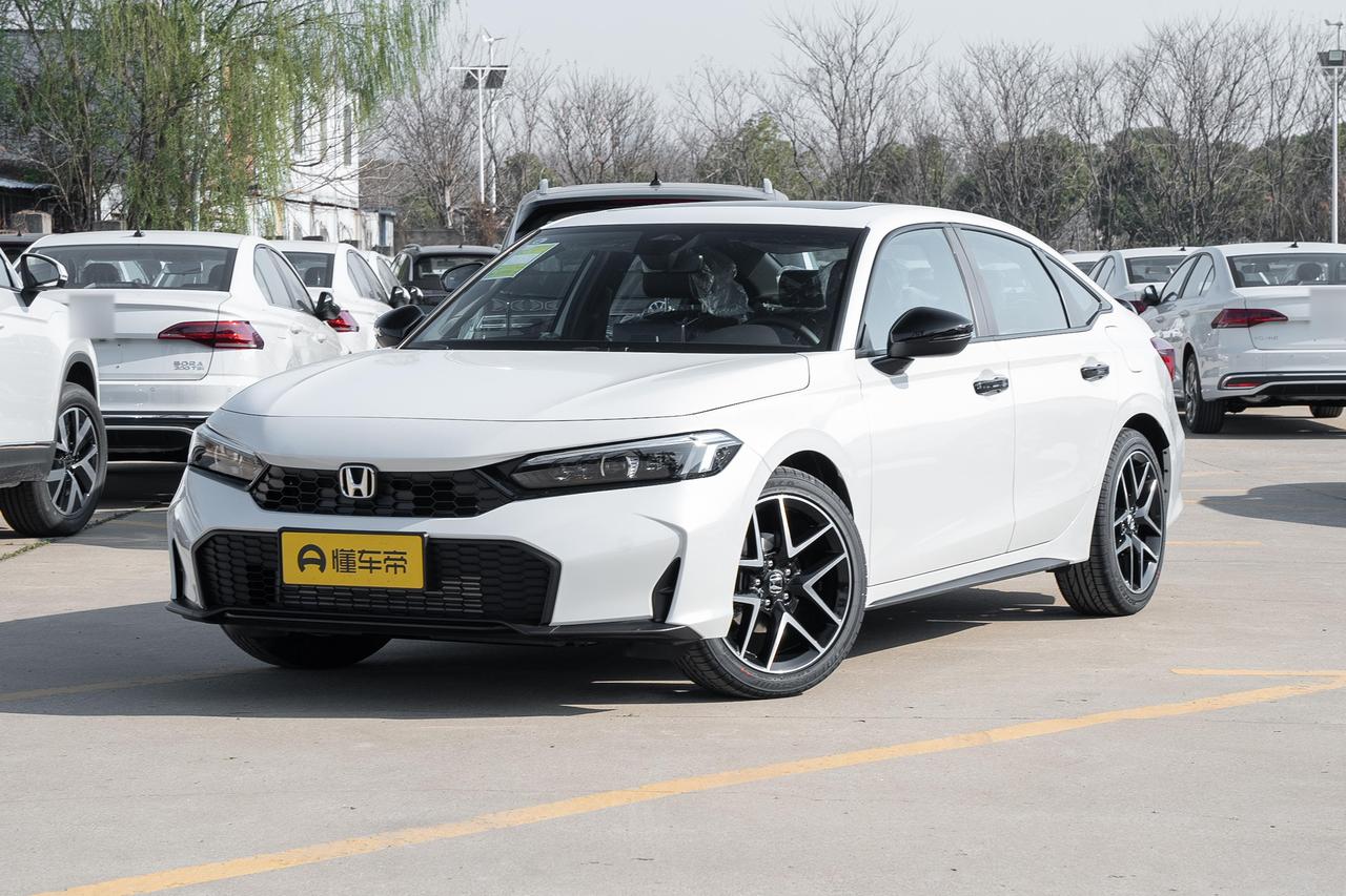 当年年轻人都抢着买单，如今月销仅千台，本田思域为何落寞了？说起来真唏嘘，当年本