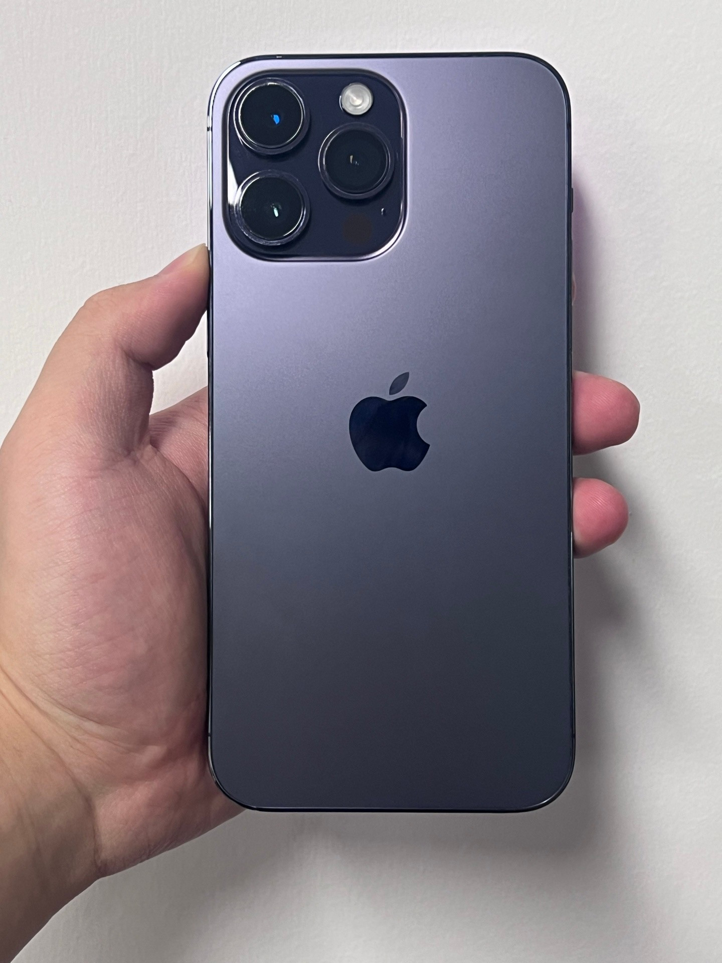 现在买二手iPhone，如果想用个3年以上起步都要选14Pro系列​​​