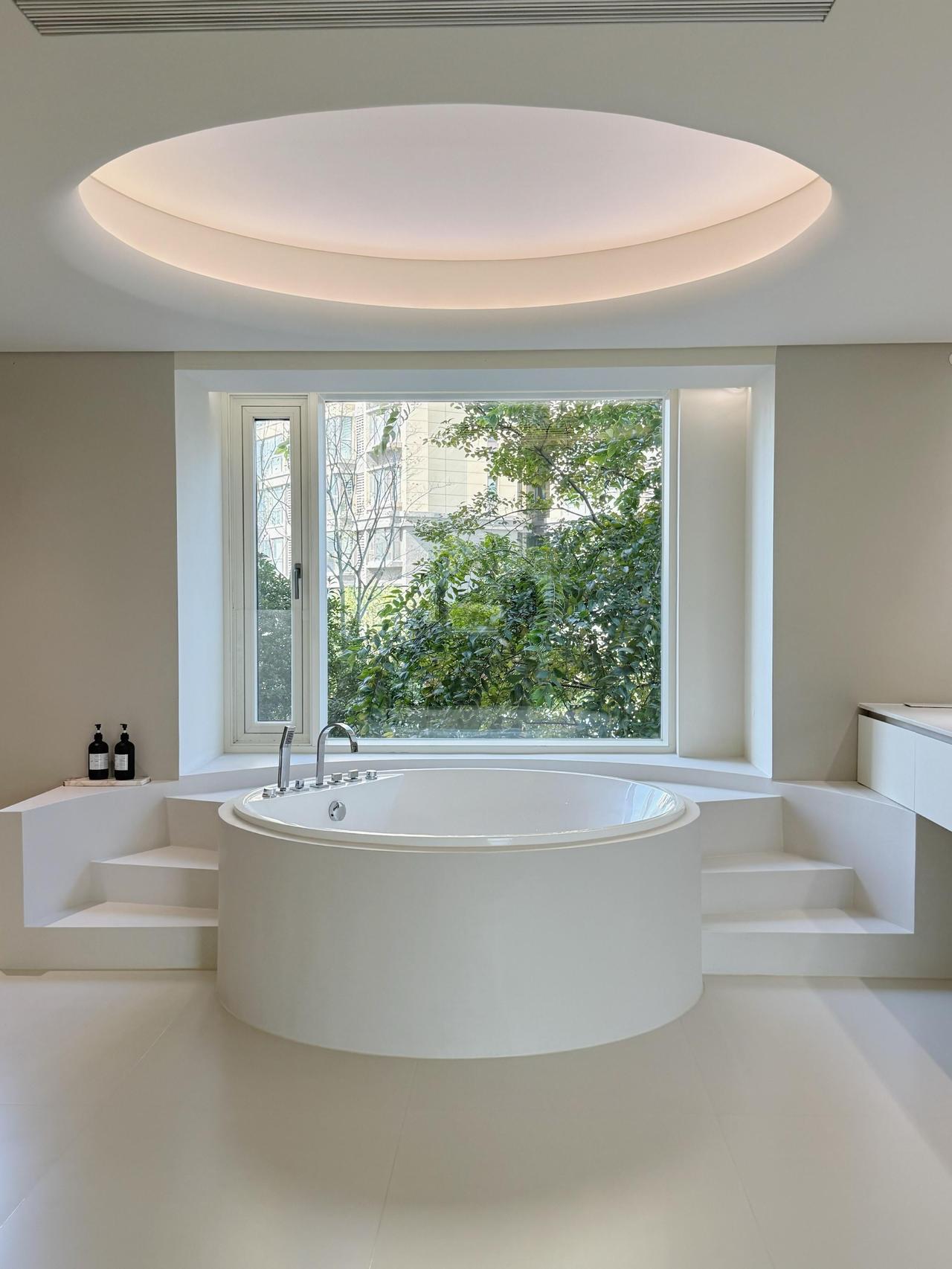 24个月，200m²，我把家装成了猫主子的日光游乐场，历时整整24个月，敲敲打打