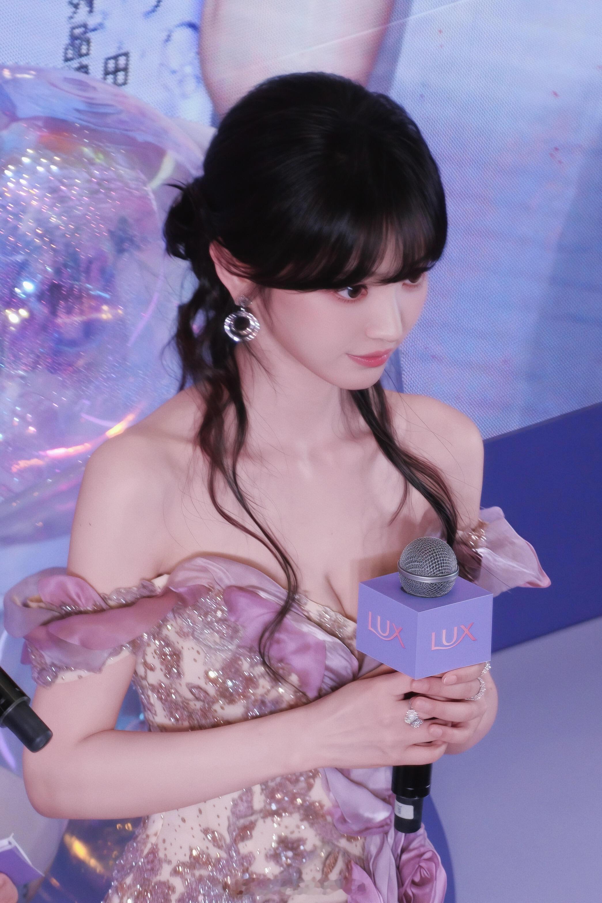 田曦薇1014生日快乐田曦薇力士活动生图合辑祝小田生日快乐🙌​​​