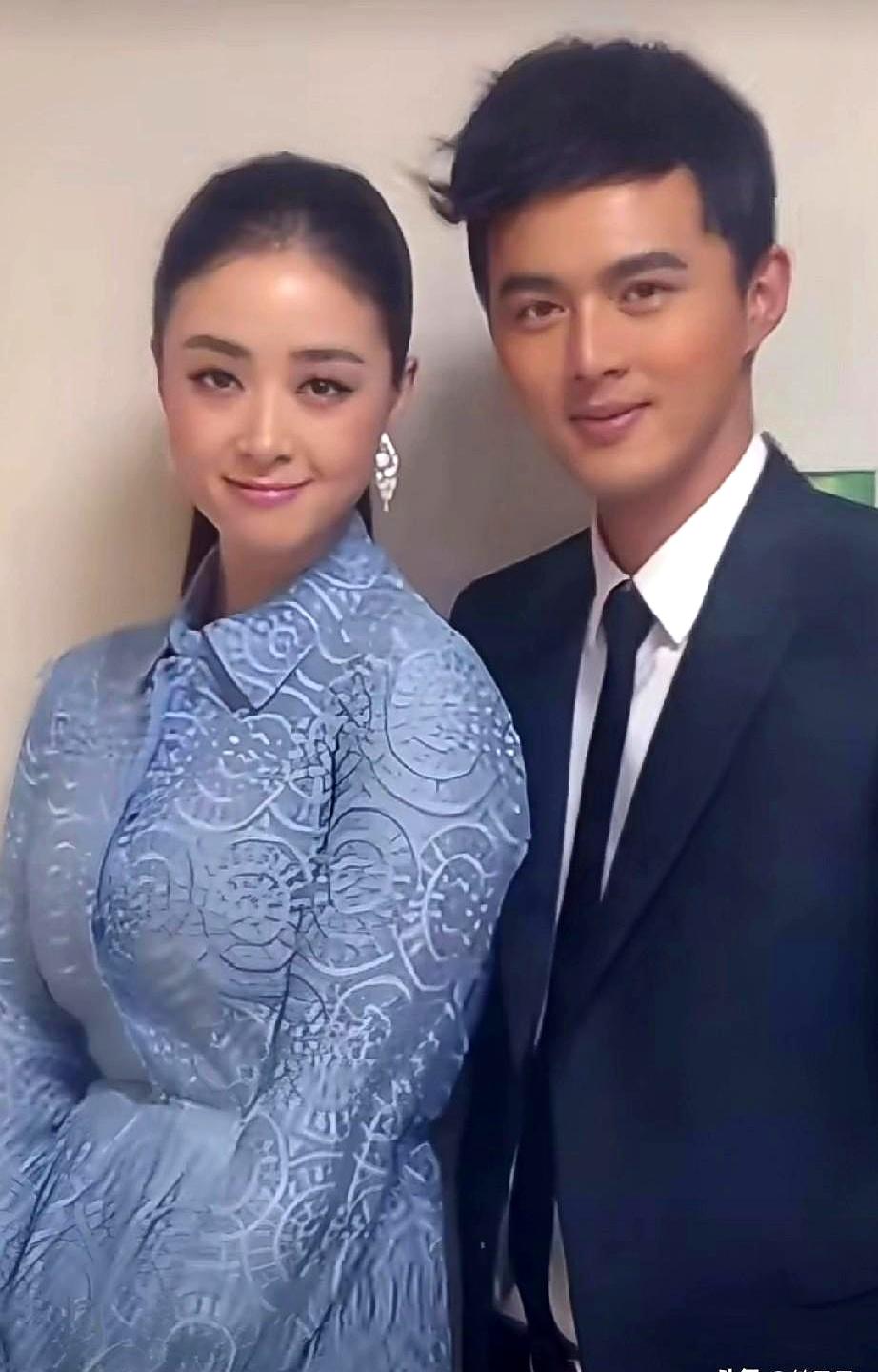 蒋欣这人吧，大伙儿都说她好看，但说实话，更让人佩服的还是她那股子劲儿。就算分手