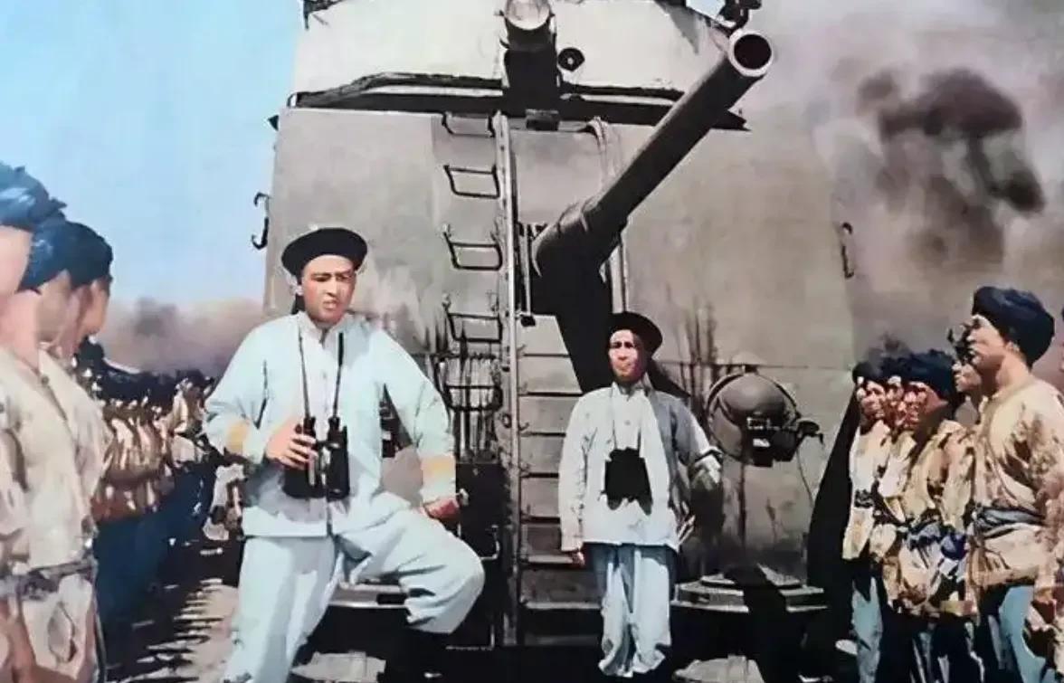 甲午战争，清军海军的表现比陆军好太多了，清军陆军表现就是一坨…海军和日军海战的