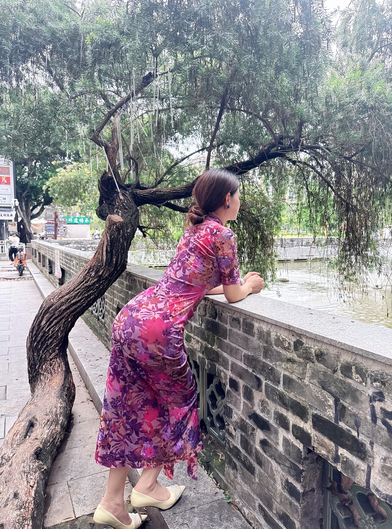 言慢，性柔，德厚旗袍是刻在骨子里的东方浪漫旗袍随拍
